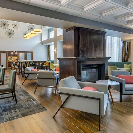 Hampton Inn & Suites Edmonton/West Ngoại thất bức ảnh
