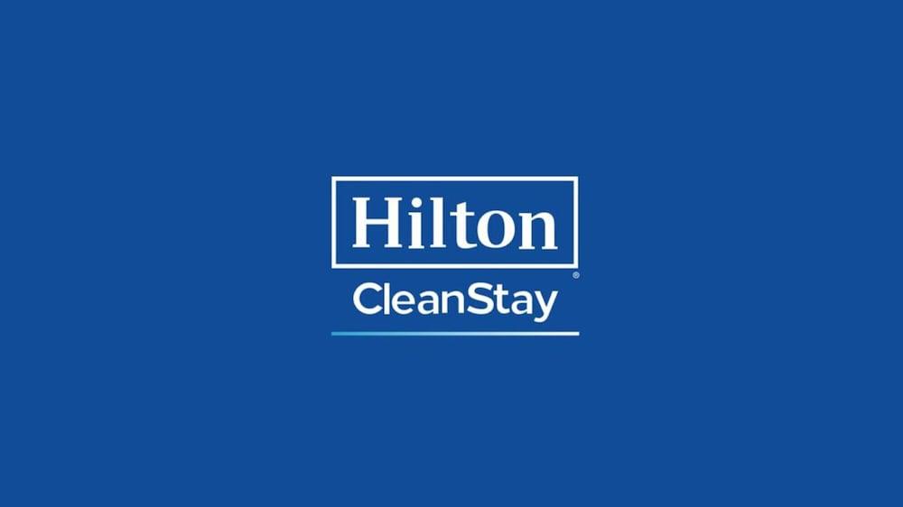 Hampton Inn & Suites Edmonton/West Ngoại thất bức ảnh