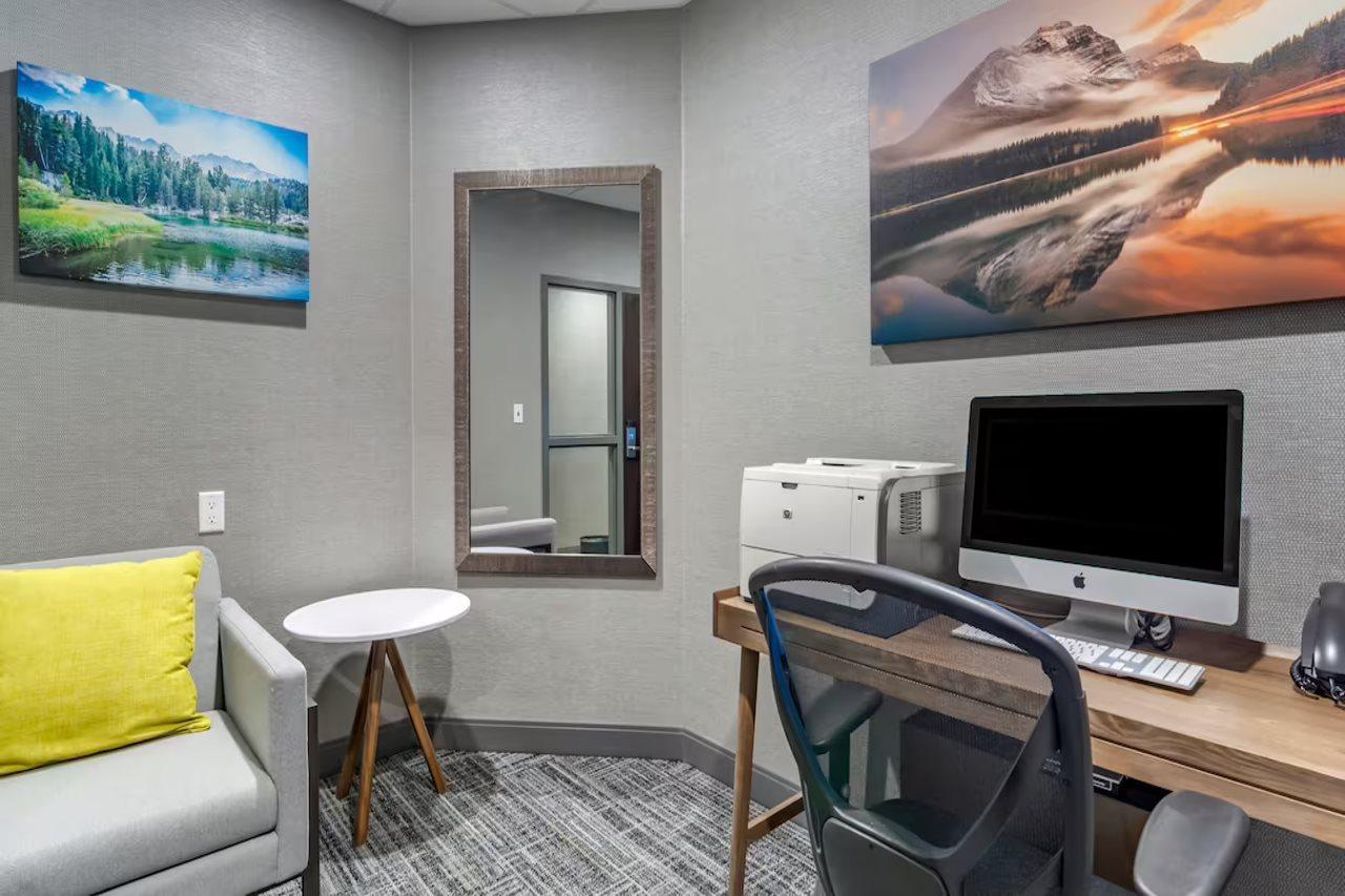 Hampton Inn & Suites Edmonton/West Ngoại thất bức ảnh