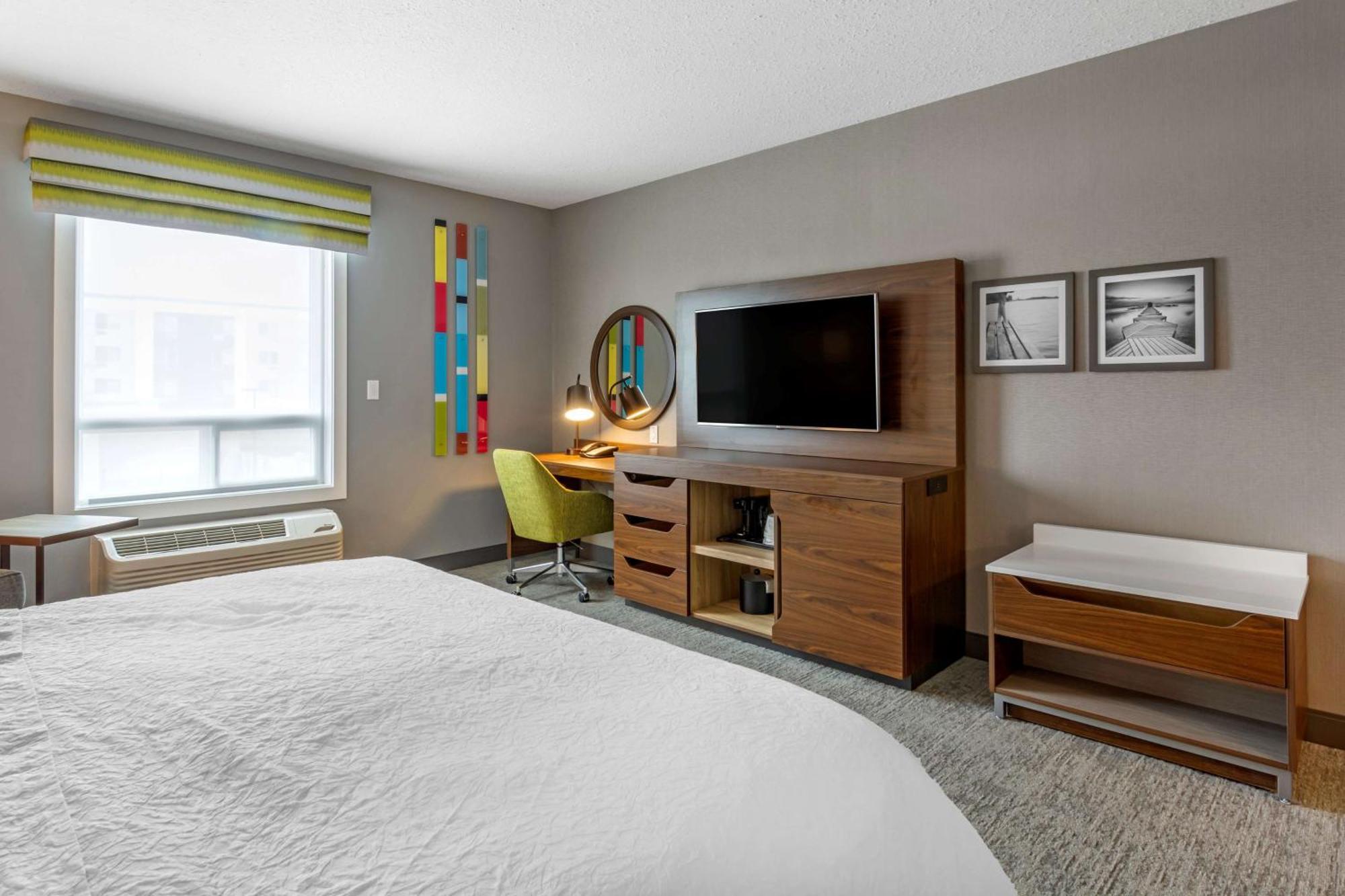 Hampton Inn & Suites Edmonton/West Ngoại thất bức ảnh