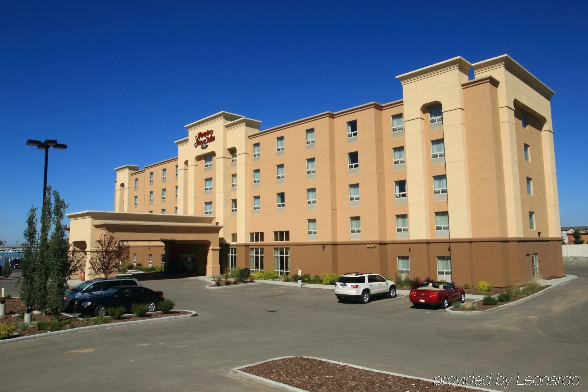 Hampton Inn & Suites Edmonton/West Ngoại thất bức ảnh
